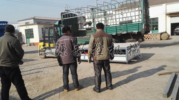 鑄造白模切割機-發貨